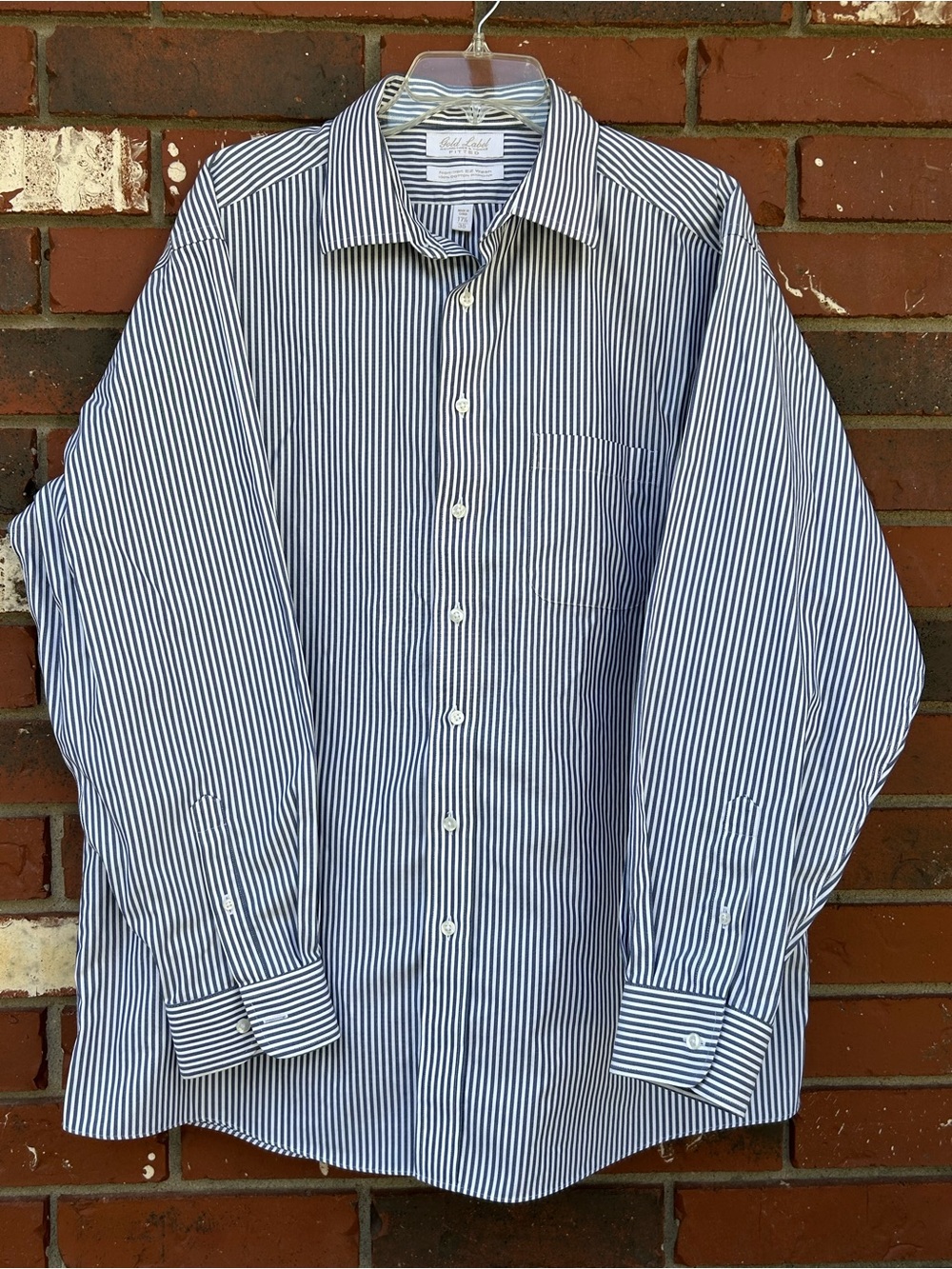 Roundtree & York’s Gold Label Dress Shirt 17.5 35 Fitted Gray White Striped
